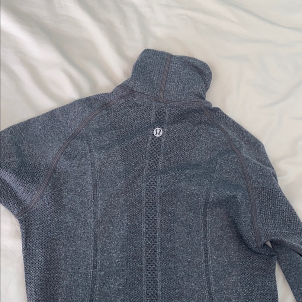 Lulu lemon swiftly tech long sleeve turtleneck